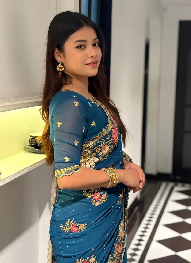 ✨ এক্সক্লুসিভ পার্টি শাড়ি