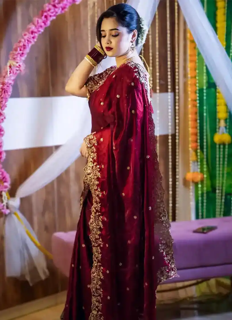 অরিজিনাল ইন্ডিয়ান জিমি চু সিল্ক পার্টি শাড়ি